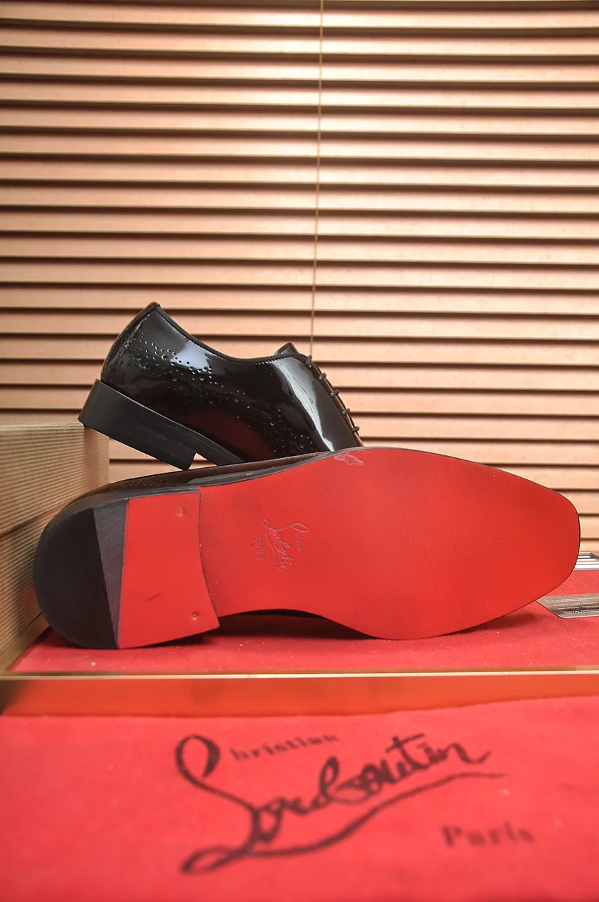 Men's shoes 💰620💶 [Chrstian Loubotin] Red-soled shoes 💋Original mold opening, the highest version on the market, purely handmade ➕Imported cowhide uppers, first-layer water-dyed cowhide lining! Original EU high-gloss outsole. 38 to 45 (45 customized)